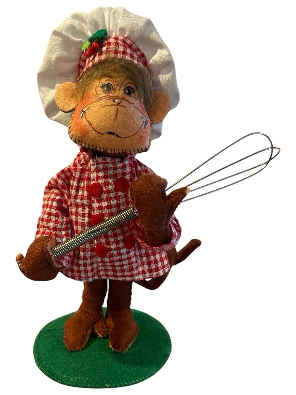 Annalee 7"-8” Chef Monkey with Wisk 2013
